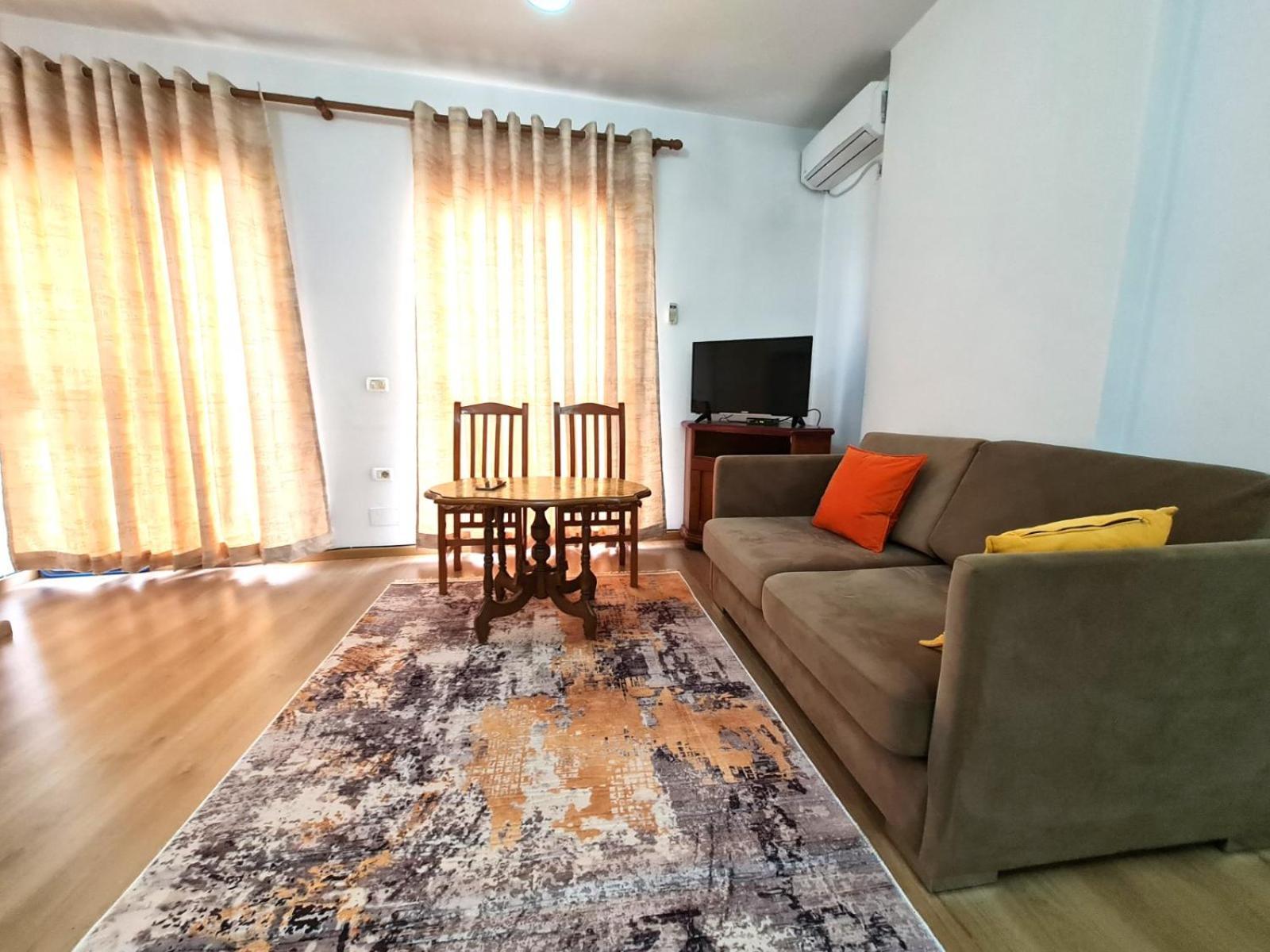 Apartament Property Albania 7 Tirana Exterior photo